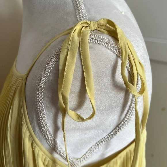 BCBGeneration Buttermilk Yellow Pleated Mini Dress - Size L - NWT - Picture 8 of 12